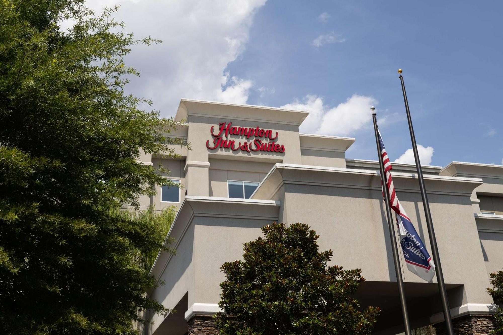 Hampton Inn & Suites Greensboro/Coliseum Area Eksteriør billede